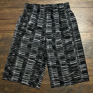 Nike Boys Black and Gray Patterned Shorts
